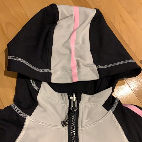Lululemon Studio Surf Jacket Black/Gray/Pink (Dune/Black/Bleached Coral) -size 8 - Picture 2 of 15